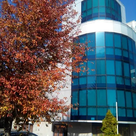 Hotel Latinka 3*