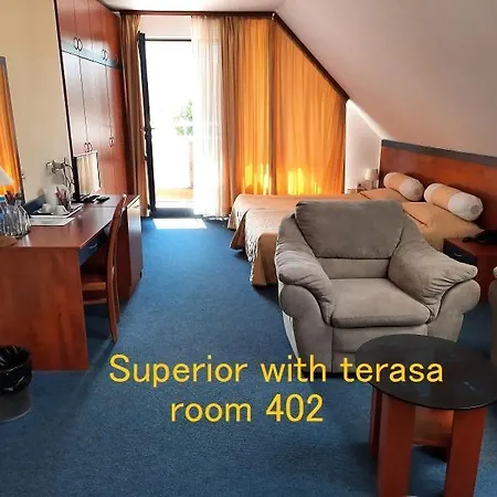 Hotel Latinka 3*