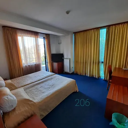Latinka Hotel